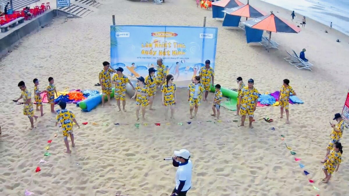 HTS Việt Nam - Du lịch hè 2024 tại Biển Thiên Cầm, Hà Tĩnh!