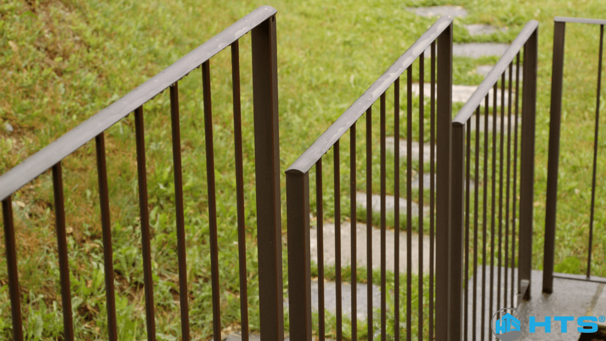 Lan can sắt hộp nên sơn gì? Gợi ý loại sơn chống gỉ, bền màu và tăng tuổi thọ công trình