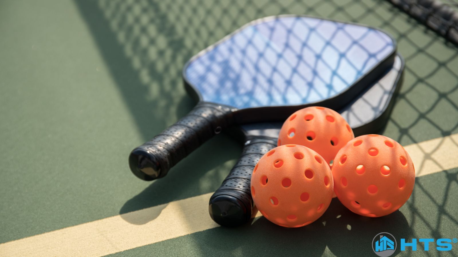 Ưu điểm của sơn sân Pickleball chất lượng cao, giúp tăng độ bám, bảo vệ mặt sân và kéo dài tuổi thọ