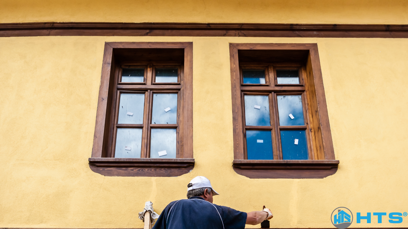 Hỏi – đáp nhanh về sơn chống nóng: Hiệu quả thực tế, cách sử dụng, ứng dụng cho mái tôn và tường nhà được chuyên gia HTSpaint giải đáp chi tiết