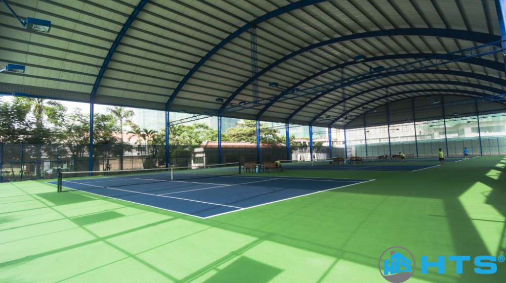 Sân Tennis Có Mái Che