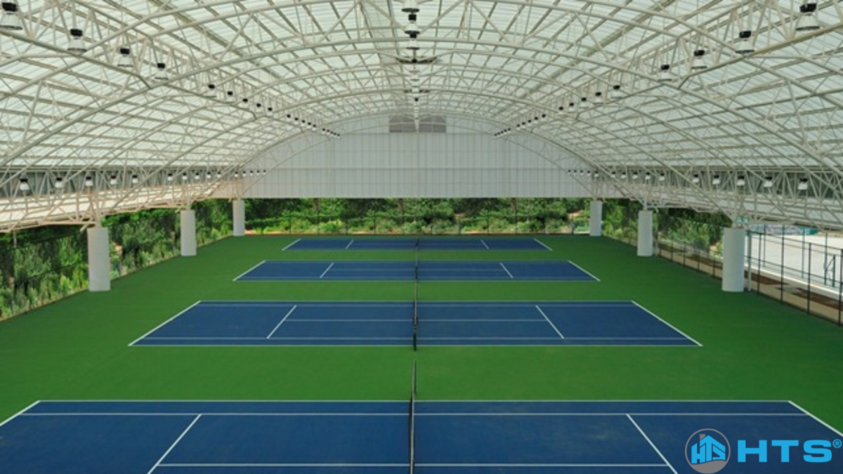 Sân tennis mái che – giải pháp tối ưu cho trải nghiệm thể thao chuyên nghiệp trong mọi điều kiện thời tiết
