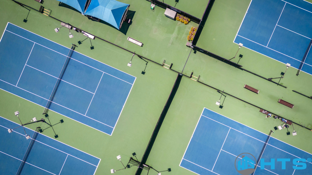Tiêu chuẩn chất lượng mặt sàn sân cầu lông Quan Nhân, bề mặt chống trơn trượt, đạt chuẩn thi đấu