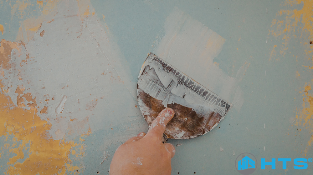 Làm sạch vết sơn tường trên sàn nhà bằng phương pháp đúng cách