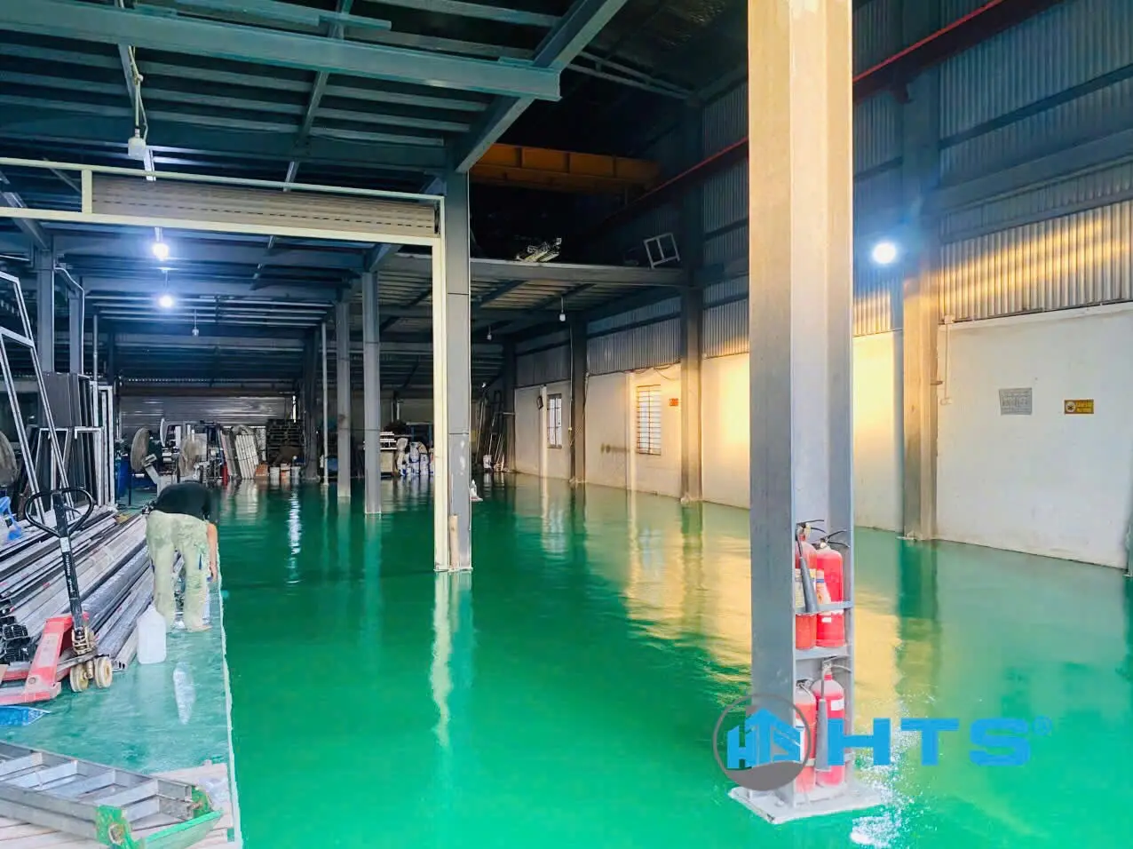Thi Công Sơn Sàn Epoxy Xưởng Nhôm Kính Minh Hưng Tại Thường Tín – Hà Nội